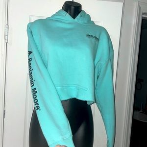 Cropped hoodie